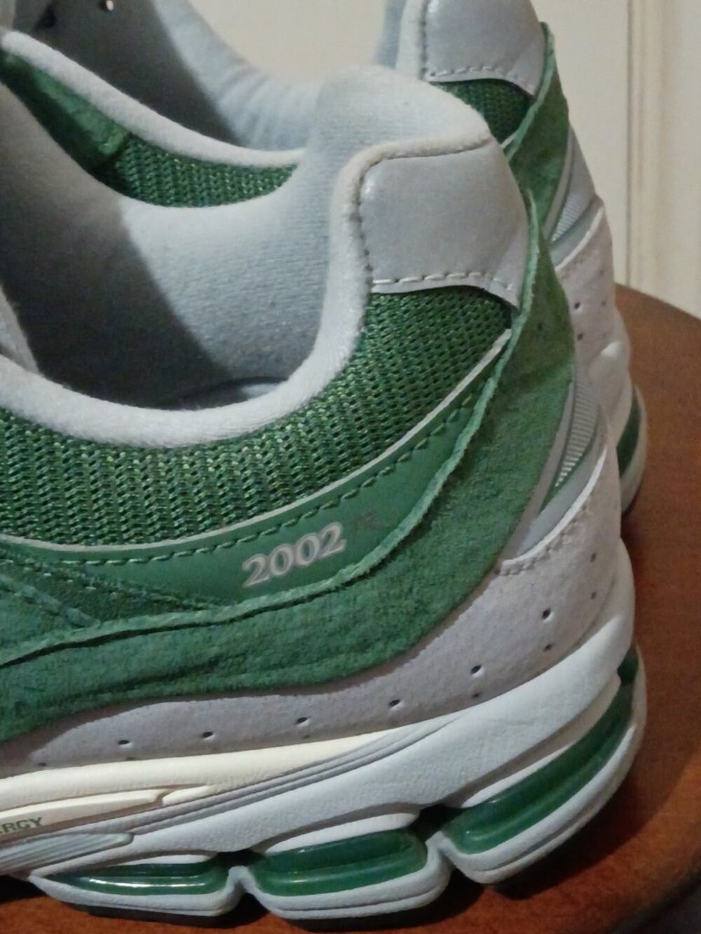 New Balance 2002R Jade Green Silver Metallic Men's Size 11 D Shoes Sneakers - Picture 11 of 15